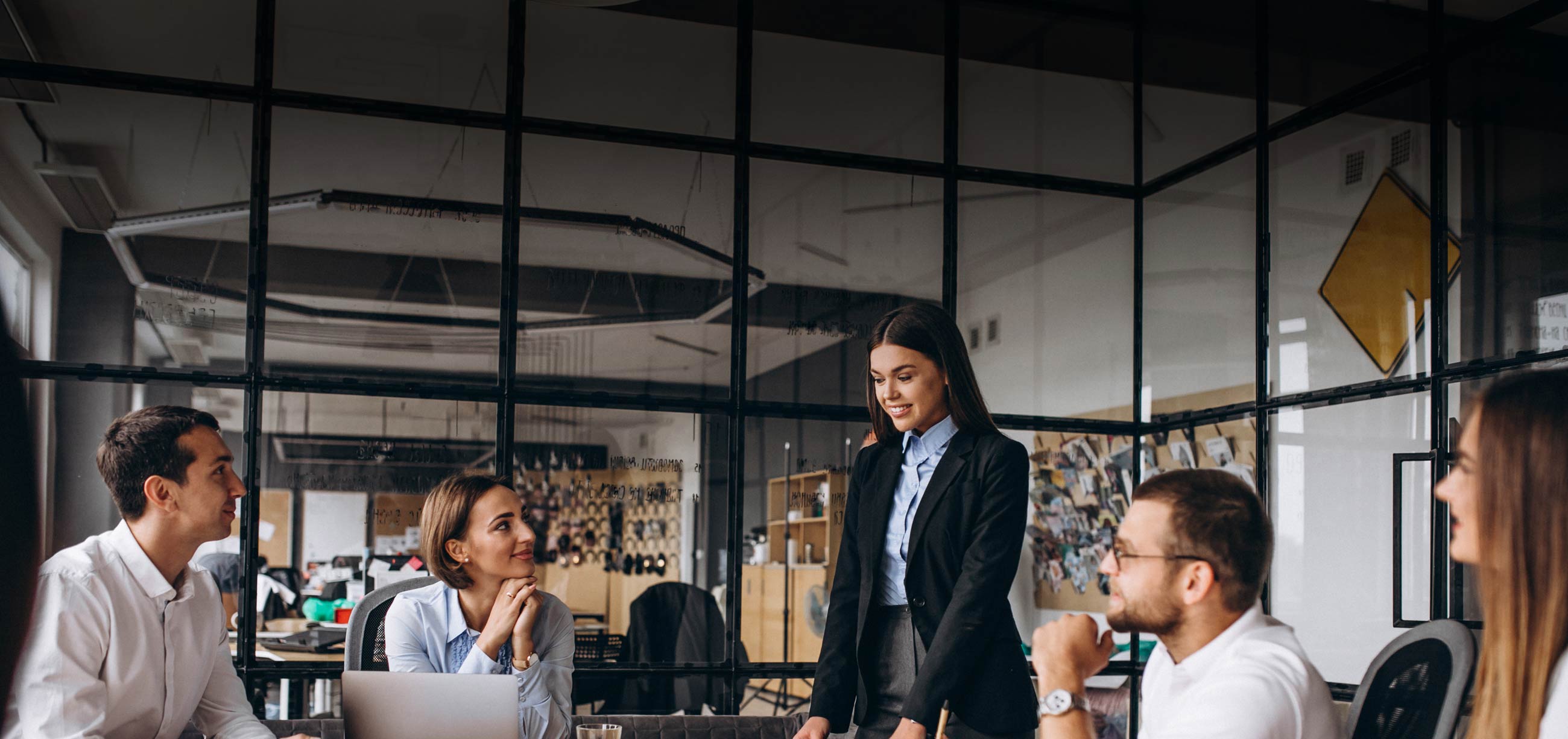 <div data-aos="slide-right" style="color:#b68dc0"><strong>Performance inspired by purpose</strong><br>Driven by people</div>